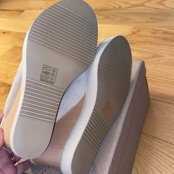 NEW Free People Running In Wedges size 9.5 - Picture 8 of 11